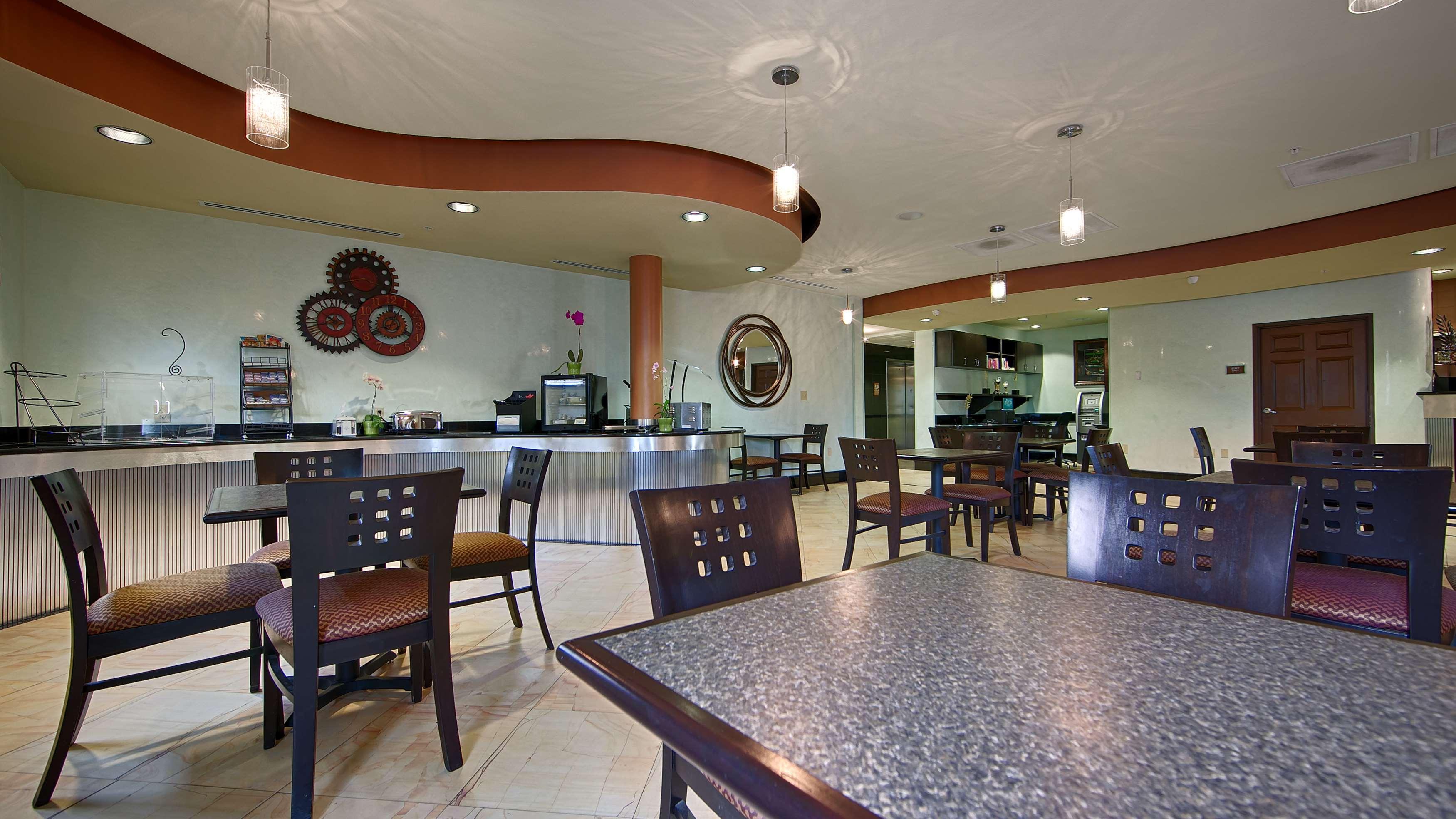 Best Western Plus Gateway Bradenton